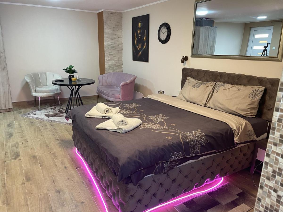 Apartmán Aris Lux Ni Exteriér fotografie